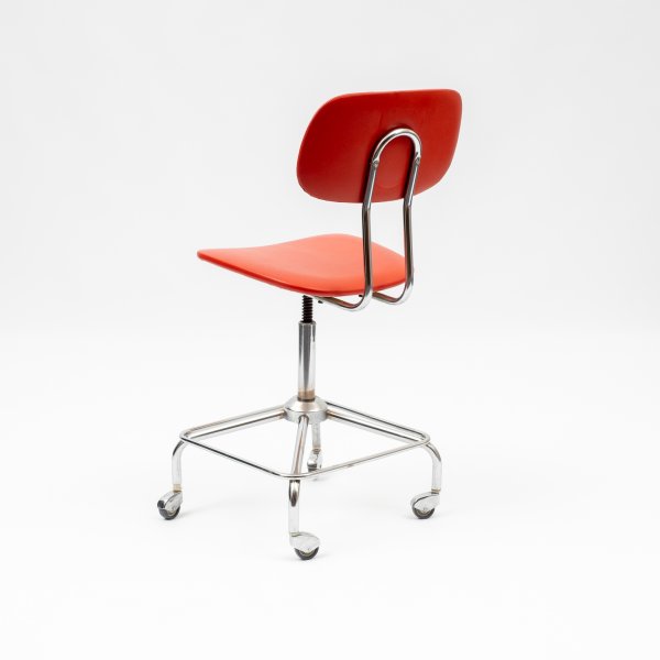 Velvet Point Chairs 1950s Office Chair In Red Chrome Base Karlsruhe
